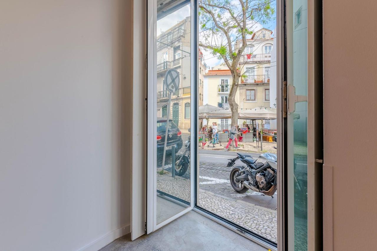 شقة Lisboa  في Portas Do Ceu II المظهر الخارجي الصورة